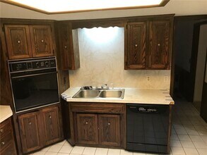 509 S Dixieland Rd in Rogers, AR - Building Photo - Building Photo