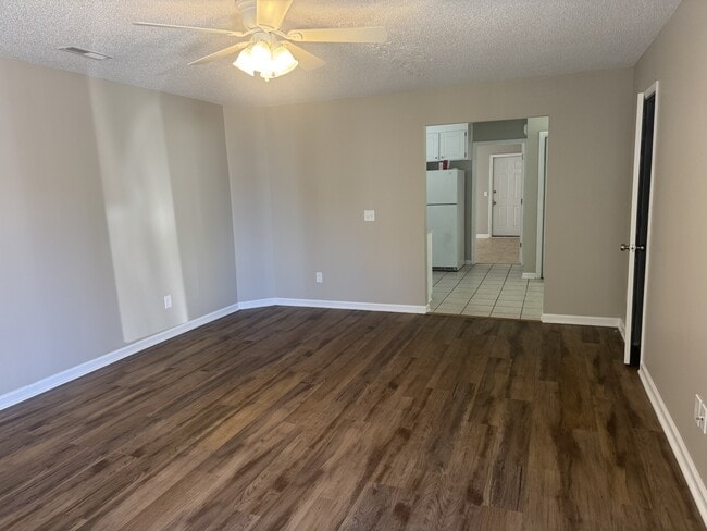 132 Cove Ln in Dothan, AL - Building Photo - Building Photo