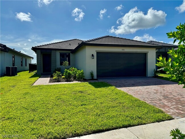 5116 Isidora Ln in Ave Maria, FL - Foto de edificio - Building Photo