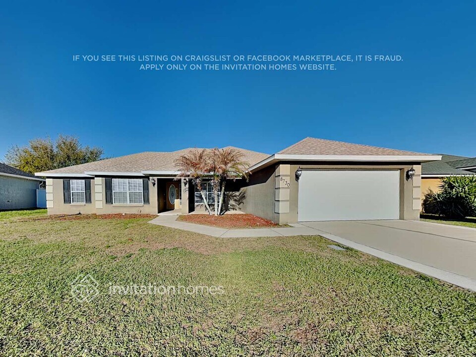 8730 Fort Socrum Village Pl in Lakeland, FL - Building Photo