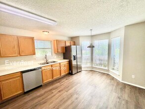 10908 Deauville Cir S in Fort Worth, TX - Building Photo - Building Photo