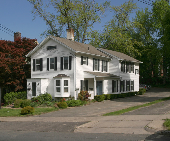 30 High St in Bristol, CT - Building Photo - Building Photo