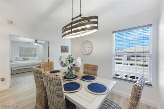 824 Tanbark Dr in Naples, FL - Building Photo - Building Photo