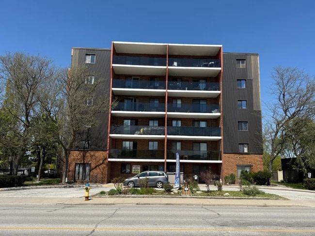 Christina Apartments