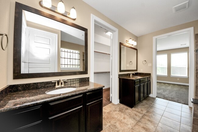 property at 27419 Canyon Reach Dr