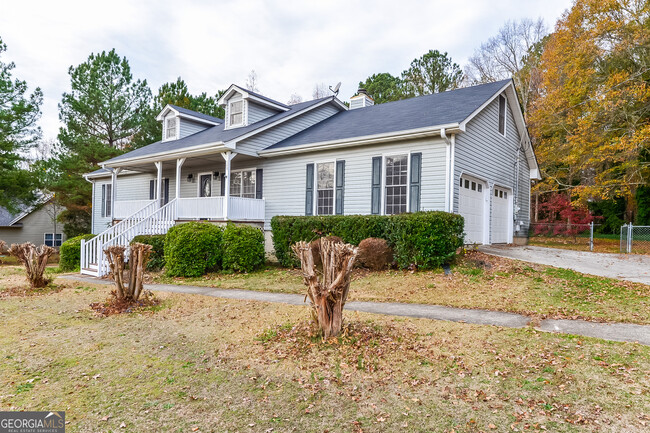 140 White Acres Dr in Stockbridge, GA - Building Photo - Building Photo