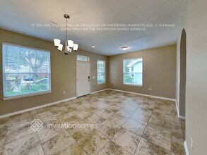 10526 Eastpark Lake Dr in Orlando, FL - Building Photo - Building Photo