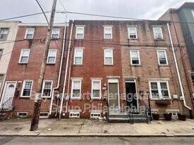 1920 Cambridge St in Philadelphia, PA - Building Photo