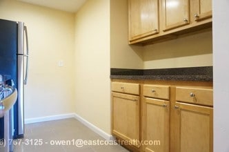 77 Mason Ter-Unit -D406 in Brookline, MA - Building Photo - Building Photo