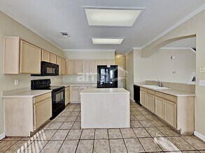 4103 Chiselhurst in San Antonio, TX - Building Photo - Building Photo