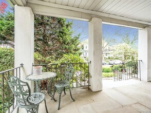 91 Parkway Rd in Bronxville, NY - Building Photo - Building Photo
