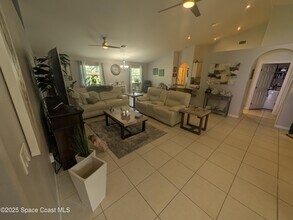 687 Americana Blvd NW in Palm Bay, FL - Building Photo - Building Photo
