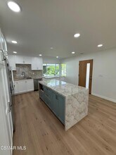 102 W Alta Green in Port Hueneme, CA - Building Photo - Building Photo