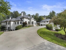 997 Davis Dr NW in Atlanta, GA - Building Photo