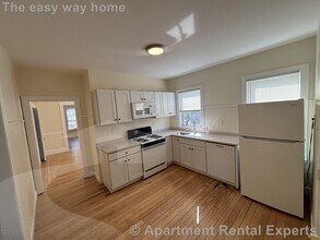 65 Wareham St in Medford, MA - Building Photo - Building Photo