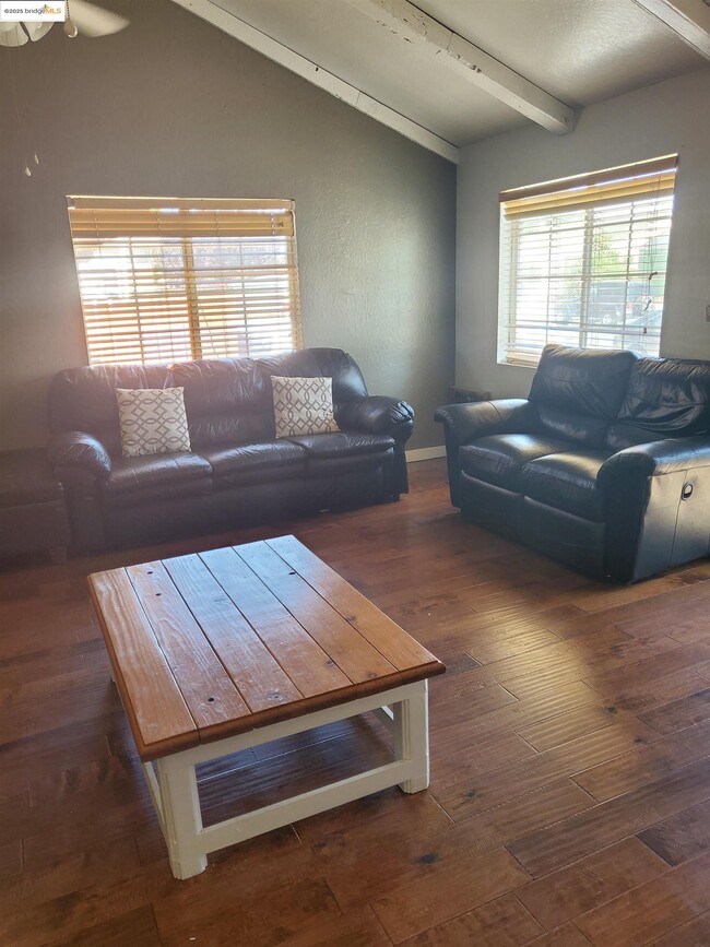 35 E 16th St in Antioch, CA - Building Photo - Building Photo