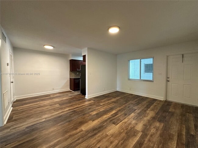 110 NE 19th Ave in Deerfield Beach, FL - Building Photo - Building Photo