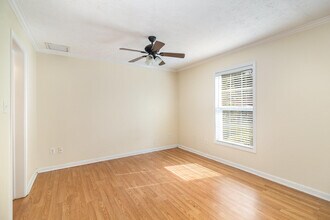 1520 Magnolia St NE in Palm Bay, FL - Building Photo - Building Photo