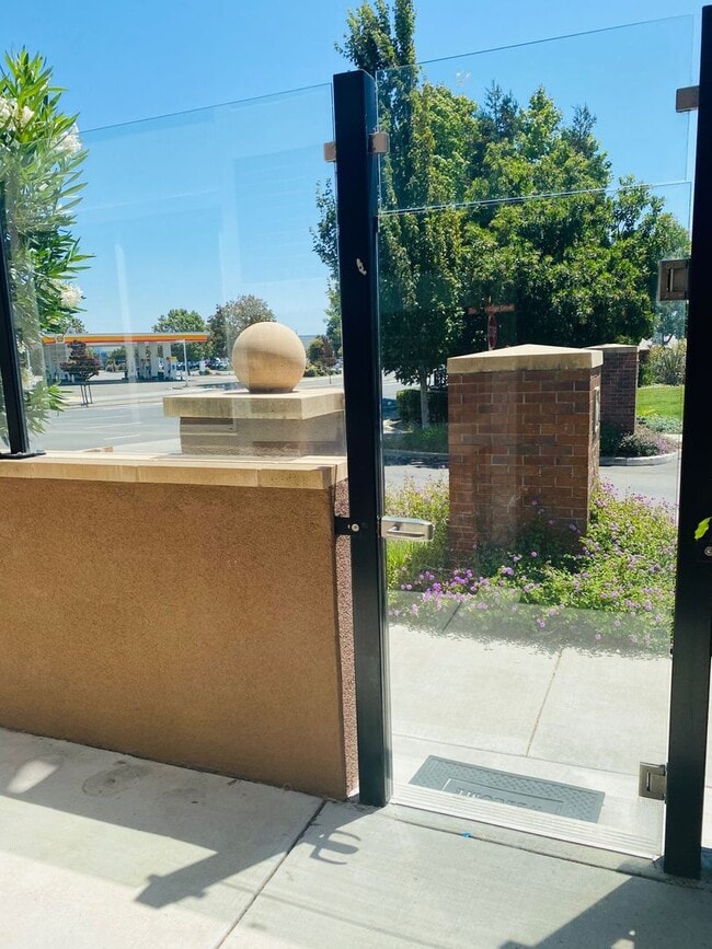 6535 Tralee Village Dr in Dublin, CA - Building Photo - Building Photo