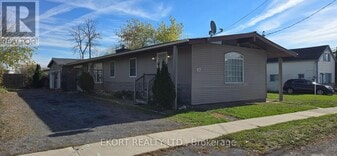 87 S George St in Belleville, ON - Building Photo