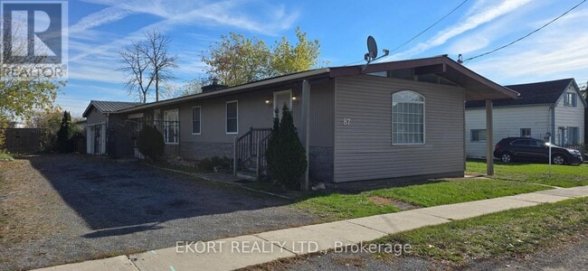 property at 87 S George St