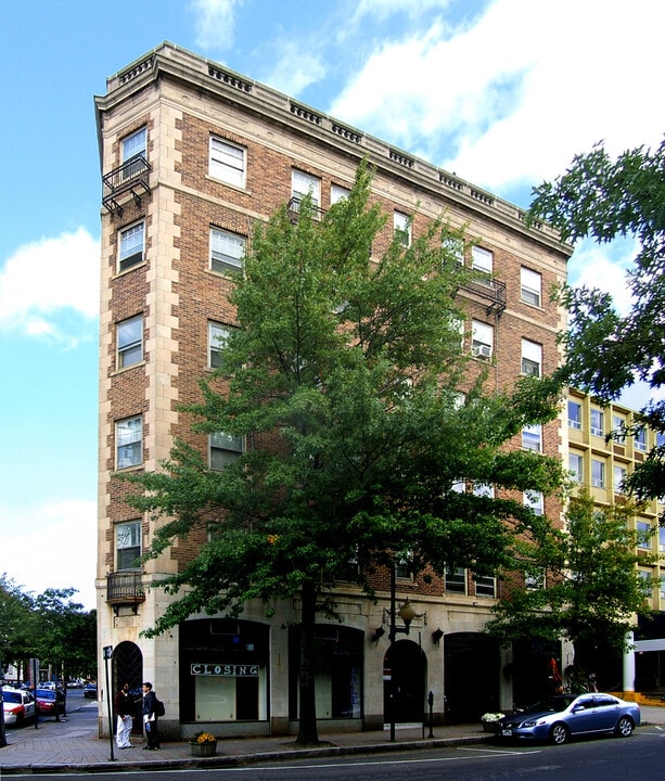 1171-1177 Chapel St in New Haven, CT - Building Photo