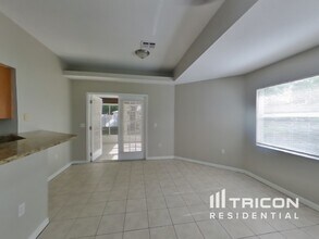 4369 Montano Ave in Spring Hill, FL - Building Photo - Building Photo