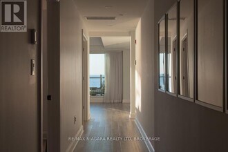 10 Dalhousie Ave in St Catharines, ON - Building Photo - Building Photo
