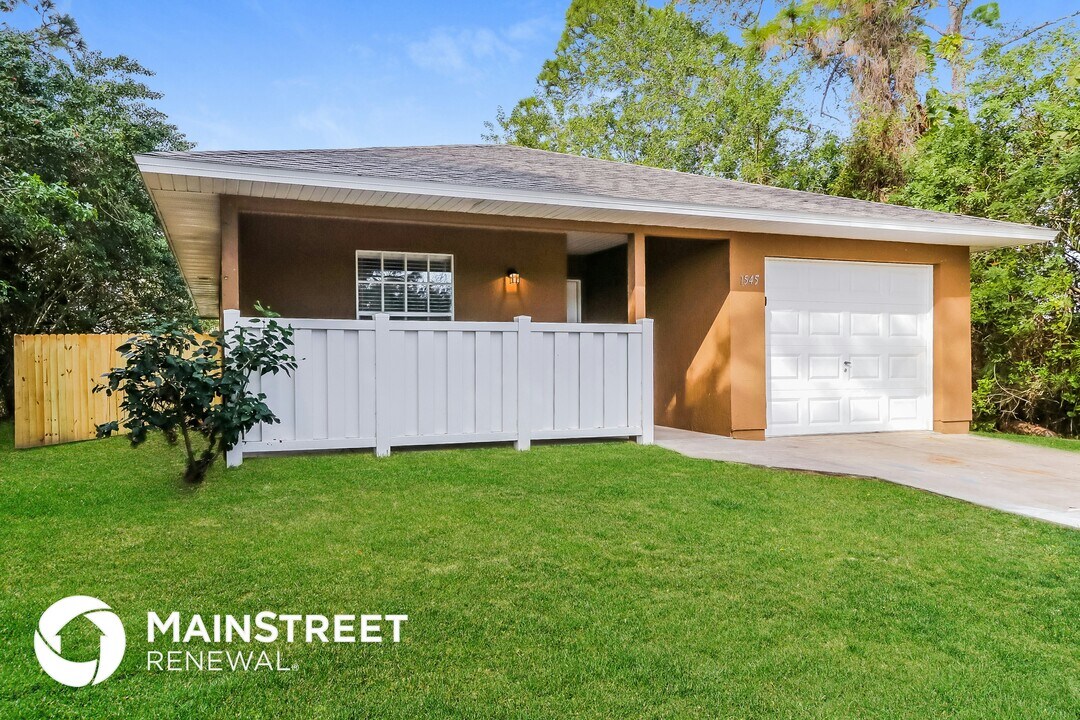 1545 20th Ct SW in Vero Beach, FL - Building Photo