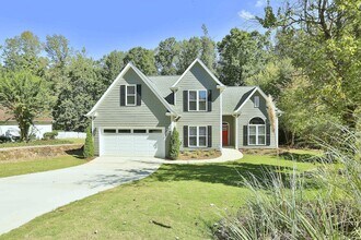 300 Vendella Cir in Peachtree City, GA - Building Photo - Building Photo
