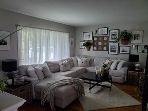 6915 Foxcroft Dr in St. Louis, MO - Foto de edificio - Building Photo