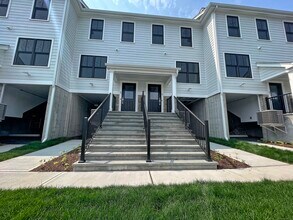 55 Washington Pkwy in Stratford, CT - Building Photo - Building Photo