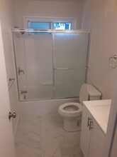 1106 Eureka Ln, Unit 1 in Concord, CA - Foto de edificio - Building Photo