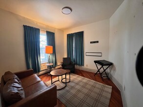 371 Hudson Ave in Albany, NY - Building Photo - Building Photo