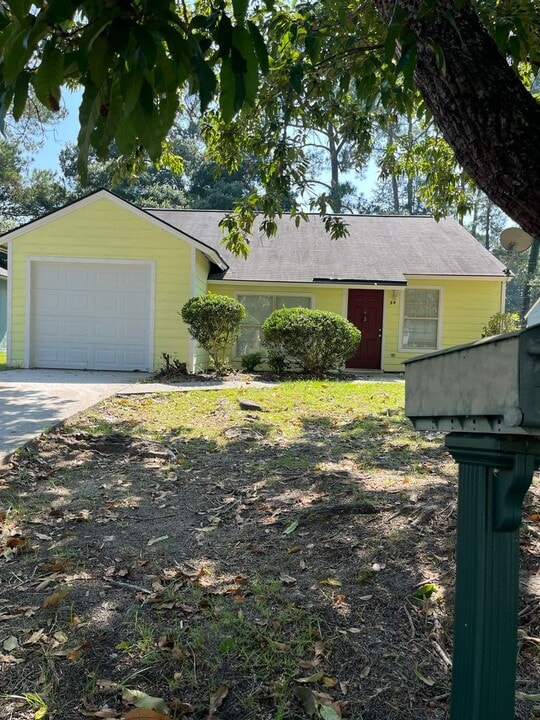 59 Quail Forest Dr in Savannah, GA - Building Photo