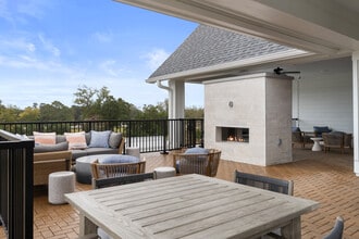 Oak Grove at Blake Farm in Wilmington, NC - Building Photo - Building Photo