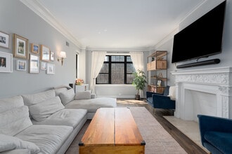 444 W Belmont Ave, Unit 4A in Chicago, IL - Foto de edificio - Building Photo