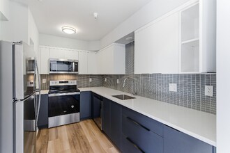 160 Lafayette St, Unit 401 in Jersey City, NJ - Foto de edificio - Building Photo