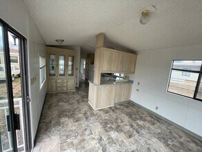 740-990-990 Arroyo Dr in Herlong, CA - Building Photo - Building Photo