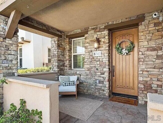 5743 Cape Jewels Trail in San Diego, CA - Building Photo - Building Photo