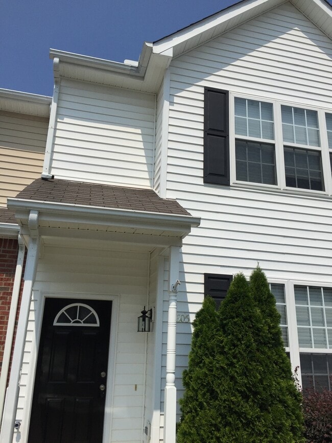 8605 London Park Ct in Raleigh, NC - Building Photo - Building Photo