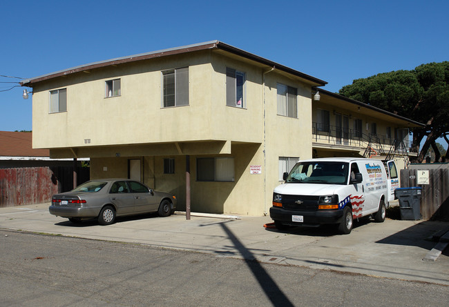 435 S H St in Lompoc, CA - Building Photo - Building Photo