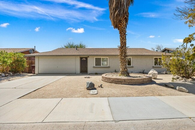 67145 Medano Rd in Cathedral City, CA - Building Photo - Building Photo