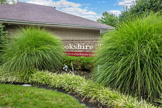 Brookshire Trace Townhomes in Philadelphia, PA - Foto de edificio - Building Photo
