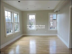 40 Bow St, Unit 1 in Cambridge, MA - Building Photo - Building Photo