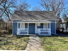 322 S Kentucky St in McKinney, TX - Building Photo