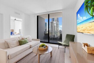 601 NE 1st Ave, Unit ID1227557P in Miami, FL - Foto de edificio - Building Photo