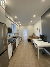 17 Claremont St in Toronto, ON - Building Photo - Building Photo