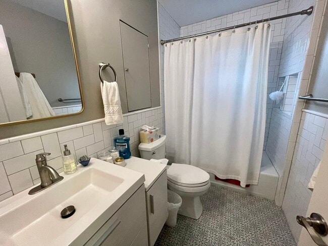 72 Beaconsfield Rd in Brookline, MA - Building Photo - Building Photo