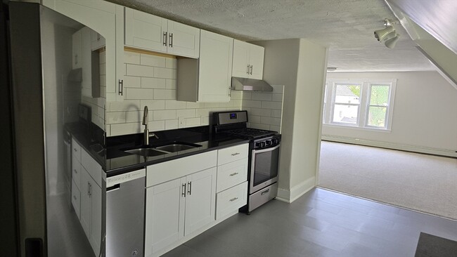 property at 33 Ashfield St